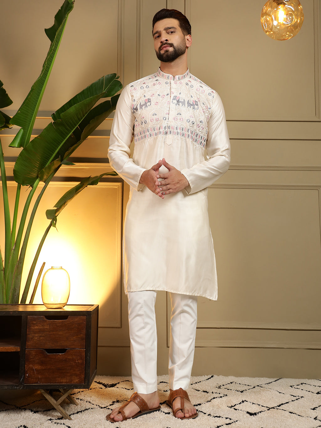 Royal Ivory Elephant Embroidered Men's Festive Kurta - Off-White