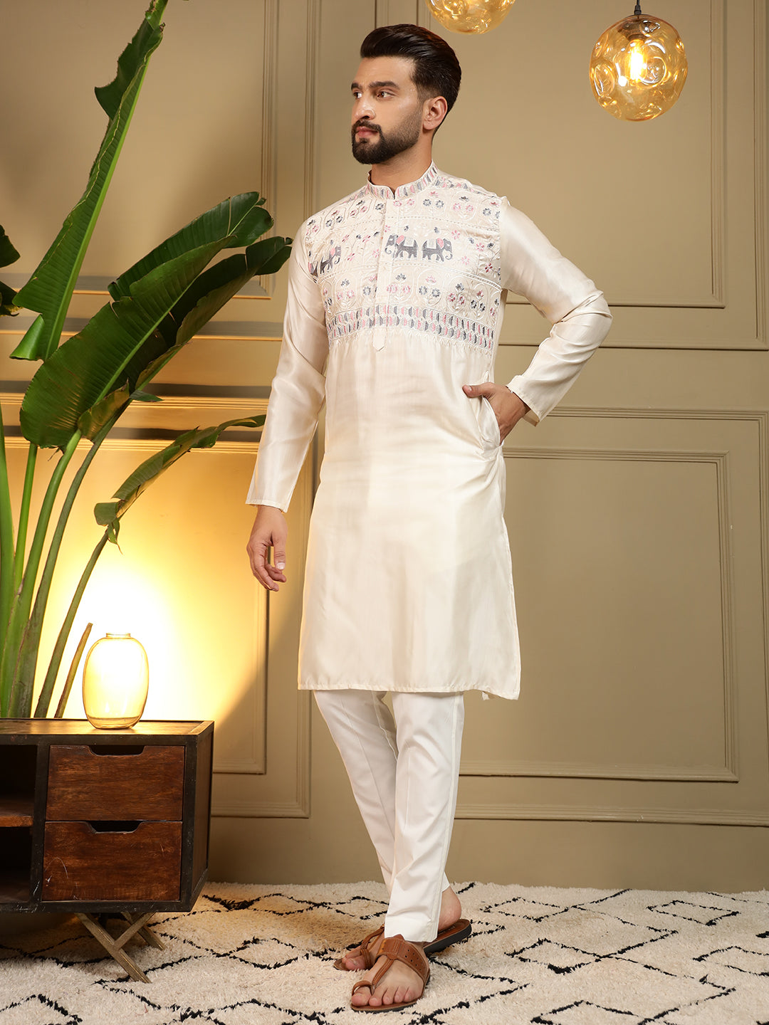 Royal Ivory Elephant Embroidered Men's Festive Kurta - Off-White